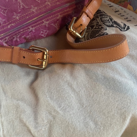 Hi! Welcome to my closet! - Picture 3 of 4